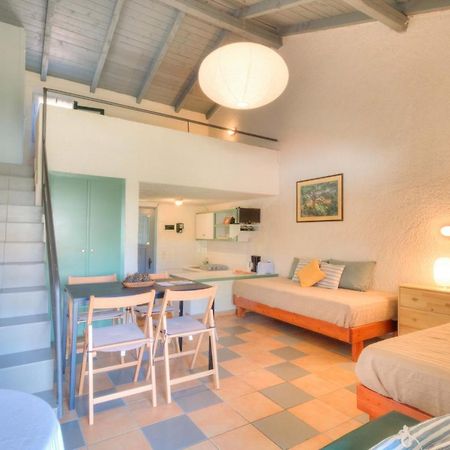 Lefkes Apartments アカラヴィ エクステリア 写真