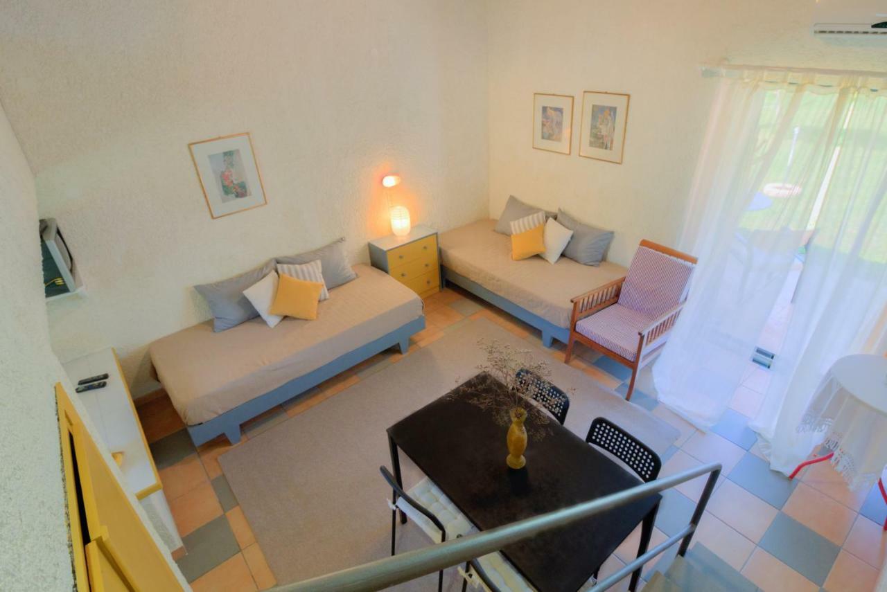 Lefkes Apartments アカラヴィ エクステリア 写真