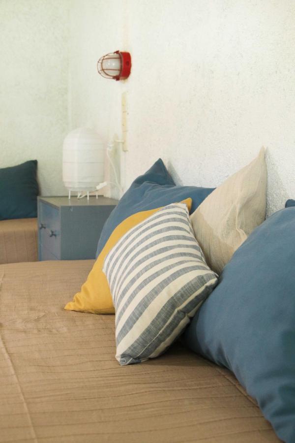 Lefkes Apartments アカラヴィ エクステリア 写真